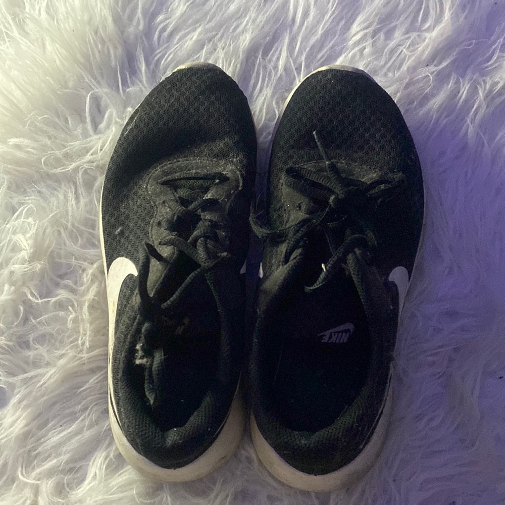 Nike Black & White Sneakers